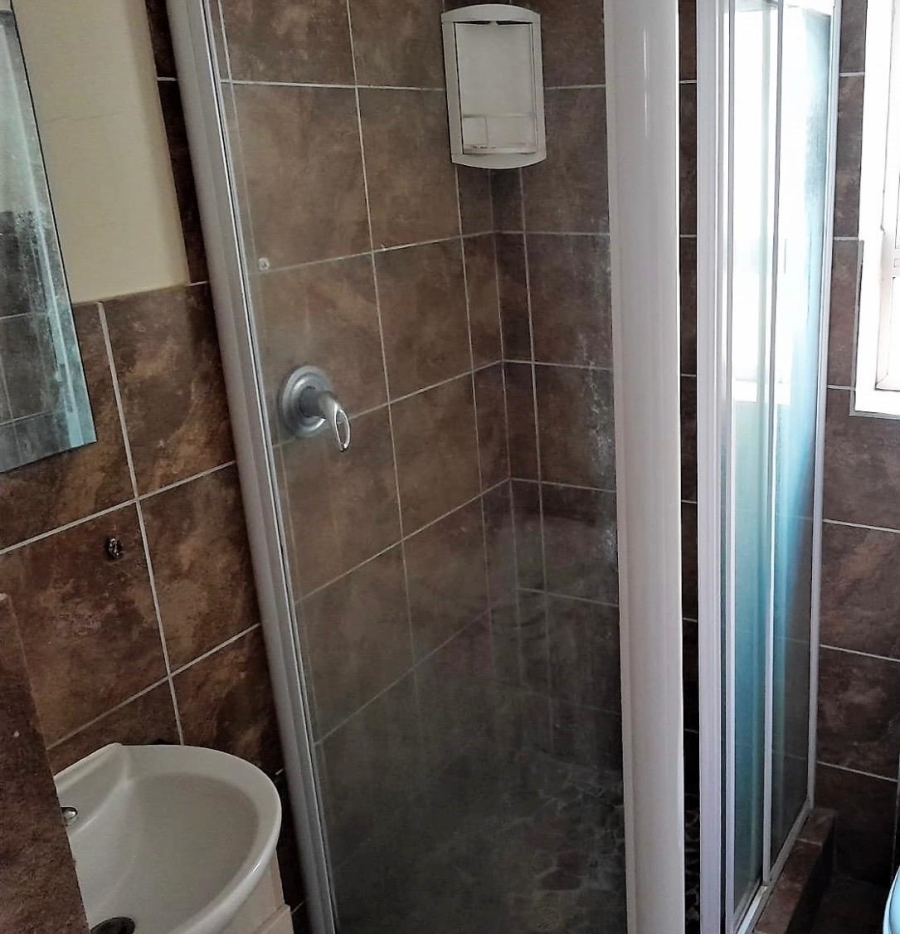 To Let 1 Bedroom Property for Rent in Windsor Park Eastern Cape